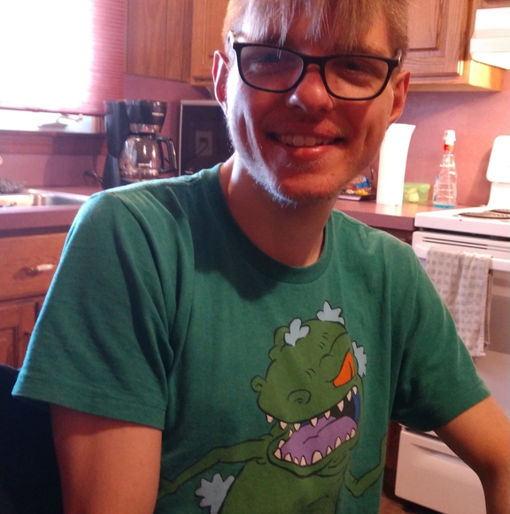 Meet your Posher, Vincent - Picture 1 of 1